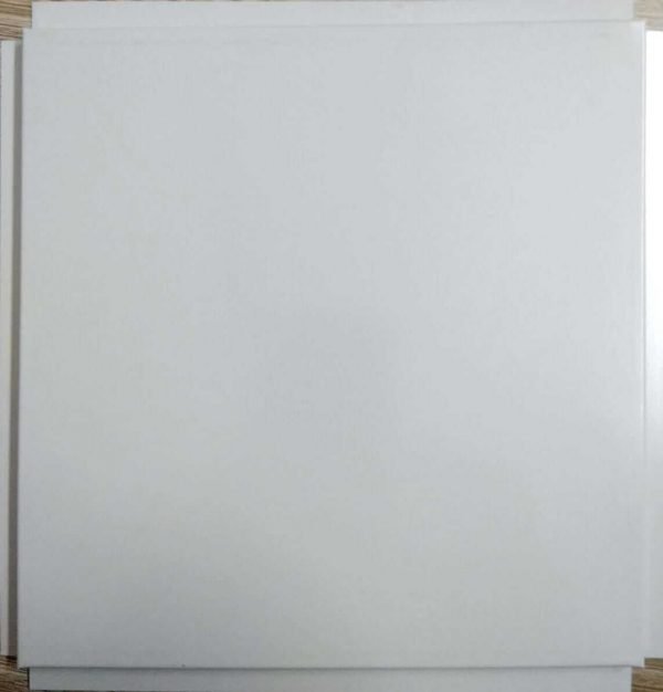 Plain Tile (0.4 mm Thickness)